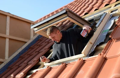 Pose de fenêtres de toit Velux à Clermont-Dessous